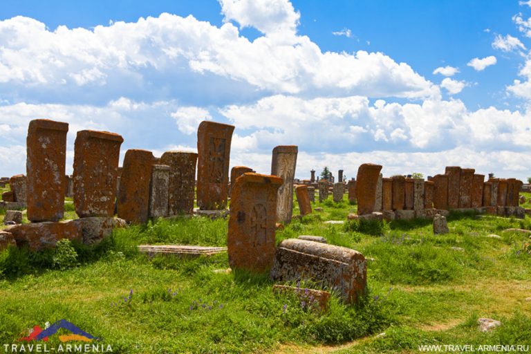 Ераблур армения кладбище фото